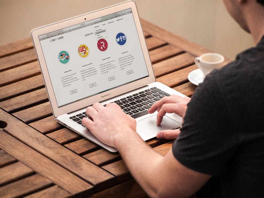 What do you know about Progressive Web Apps (PWAs)?